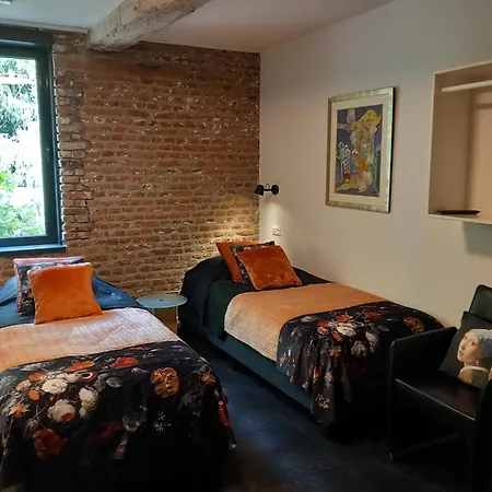 Meschermolen, Overnachten In De Schuur Bed & Breakfast Eijsden